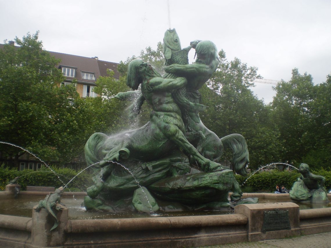 Stuhlmannbrunnen Altona